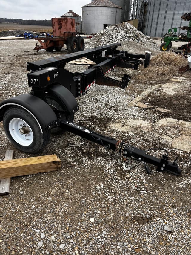 Image of Yetter 8500 equipment image 1