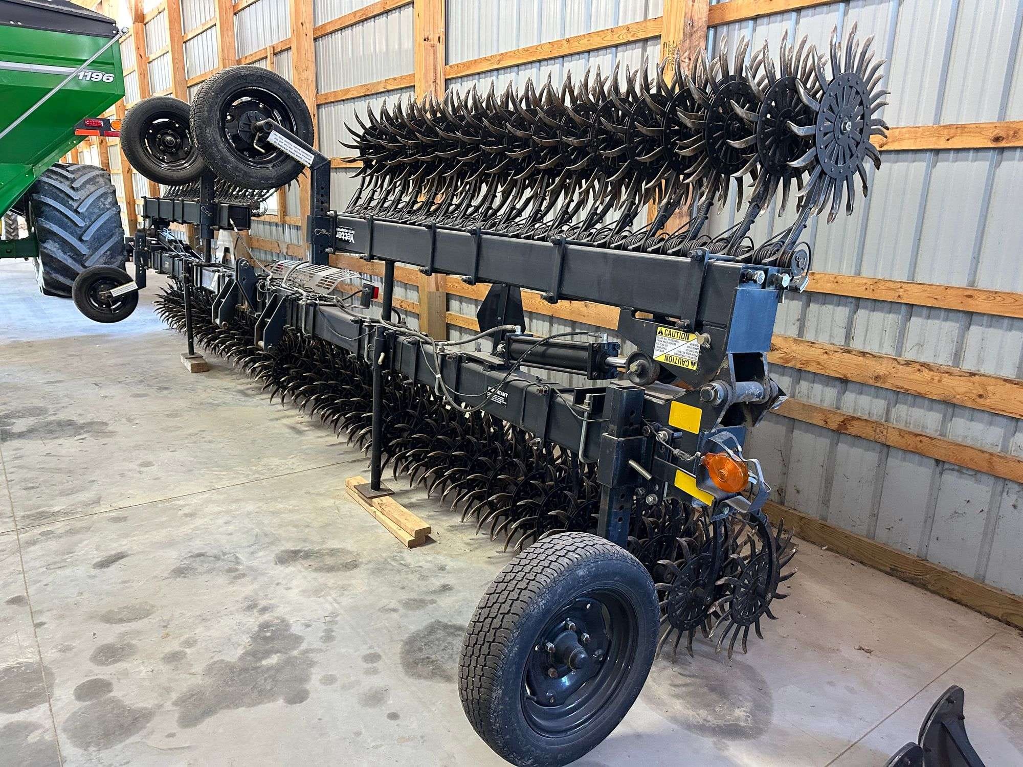 Yetter 3546 Equipment Image0