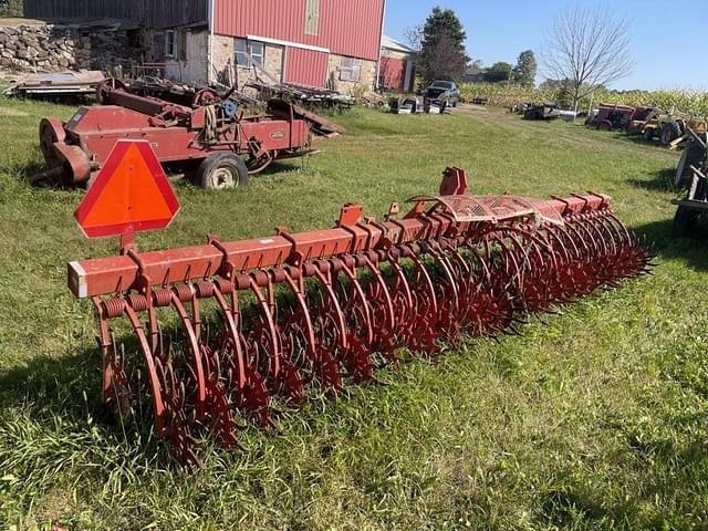 Image of Yetter 3415 equipment image 4