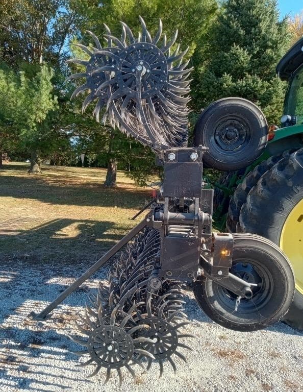 Image of Yetter 3541 equipment image 4