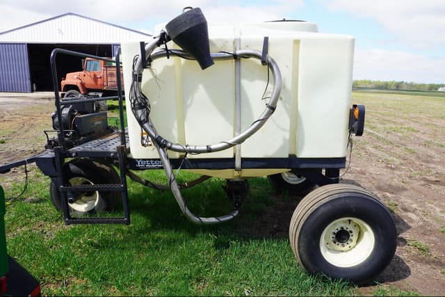 Image of Yetter Seed Jet II equipment image 3