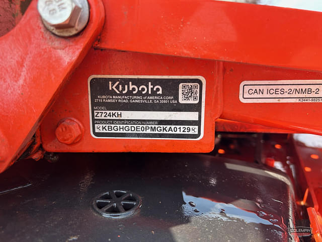 Image of Kubota Z724 equipment image 4