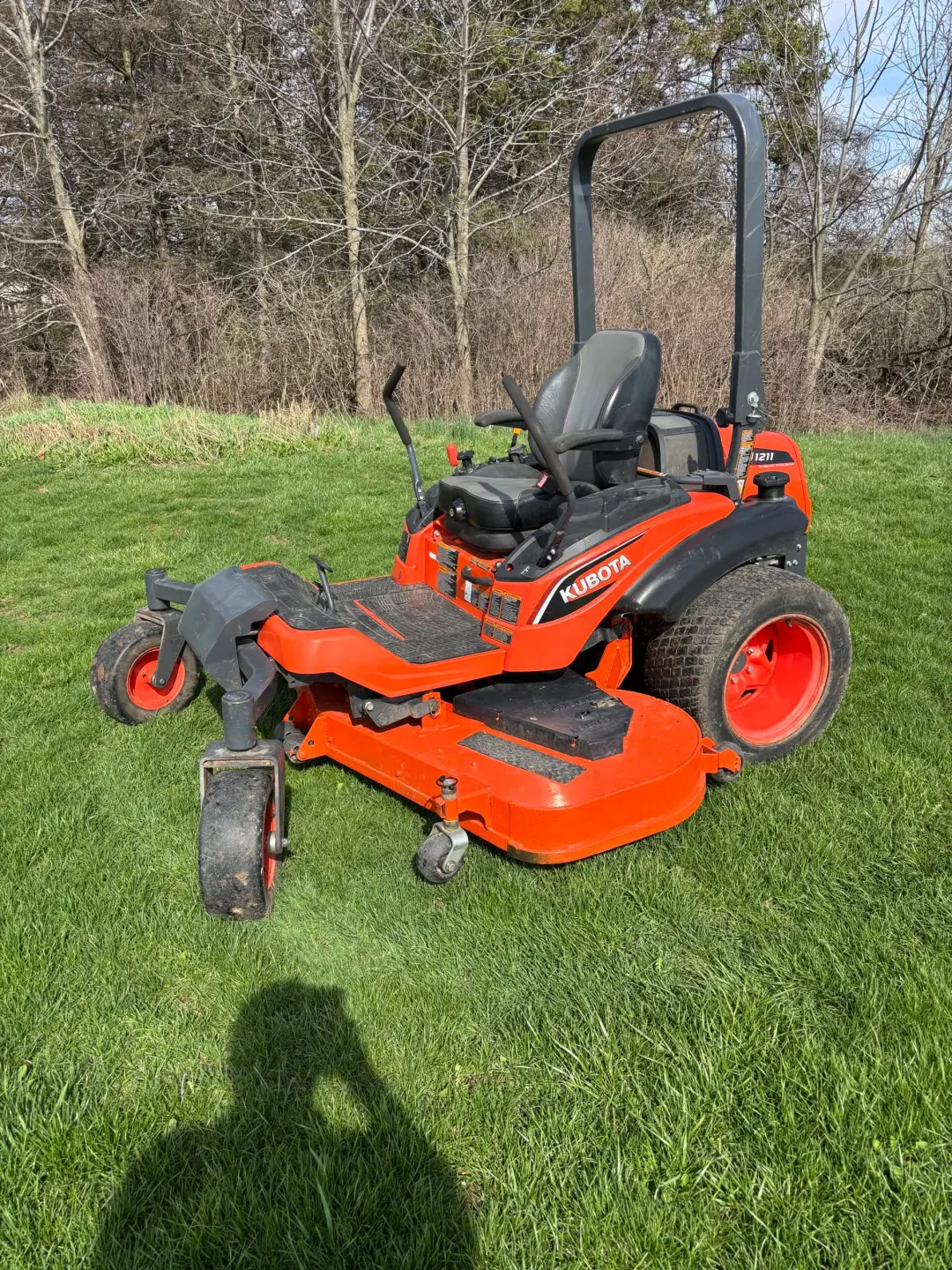 Image of Kubota ZD1211L Image 0