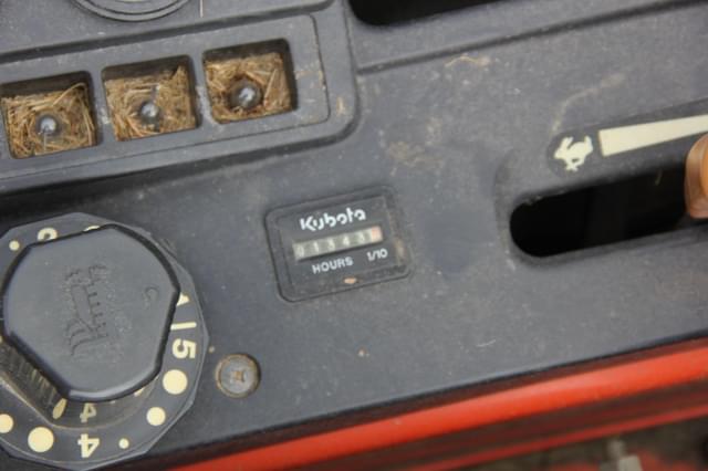 Image of Kubota ZD326 equipment image 4