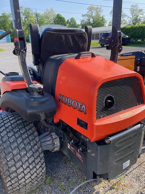 Image of Kubota ZD326S equipment image 1