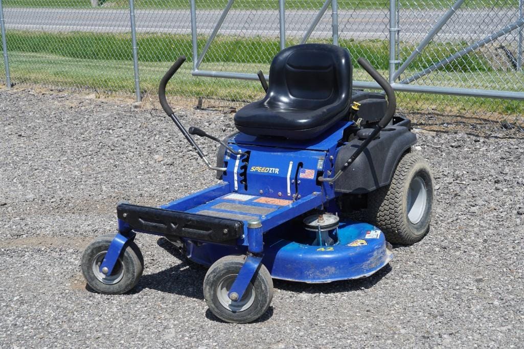 Main image Dixon Speed ZTR