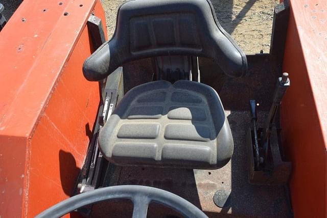 Image of Zetor 5211 equipment image 4