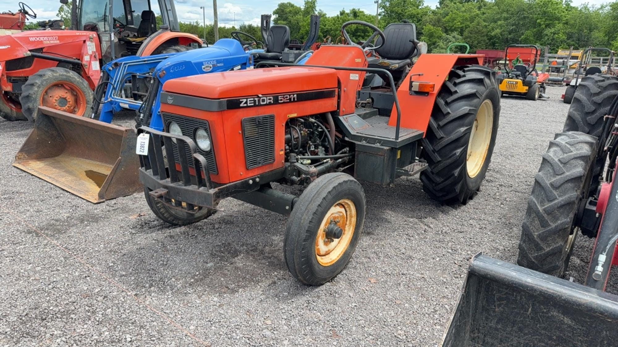 Zetor 5211 Equipment Image0