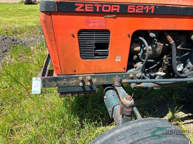 Image of Zetor 5211 equipment image 2