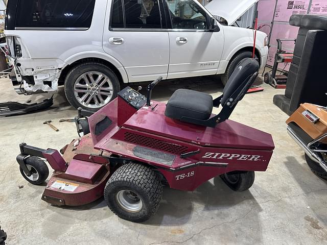 Image of Zipper TS1893B equipment image 1