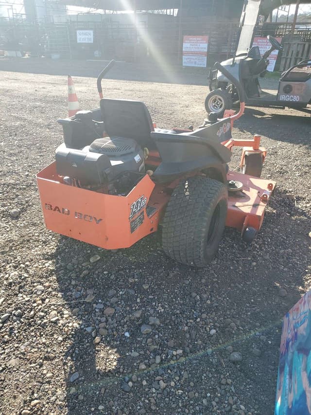 Image of Bad Boy ZT Elite equipment image 2