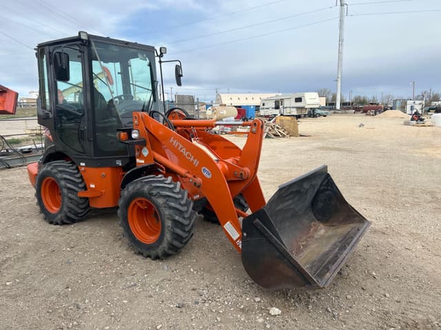 Image of Hitachi ZW50-5B equipment image 4